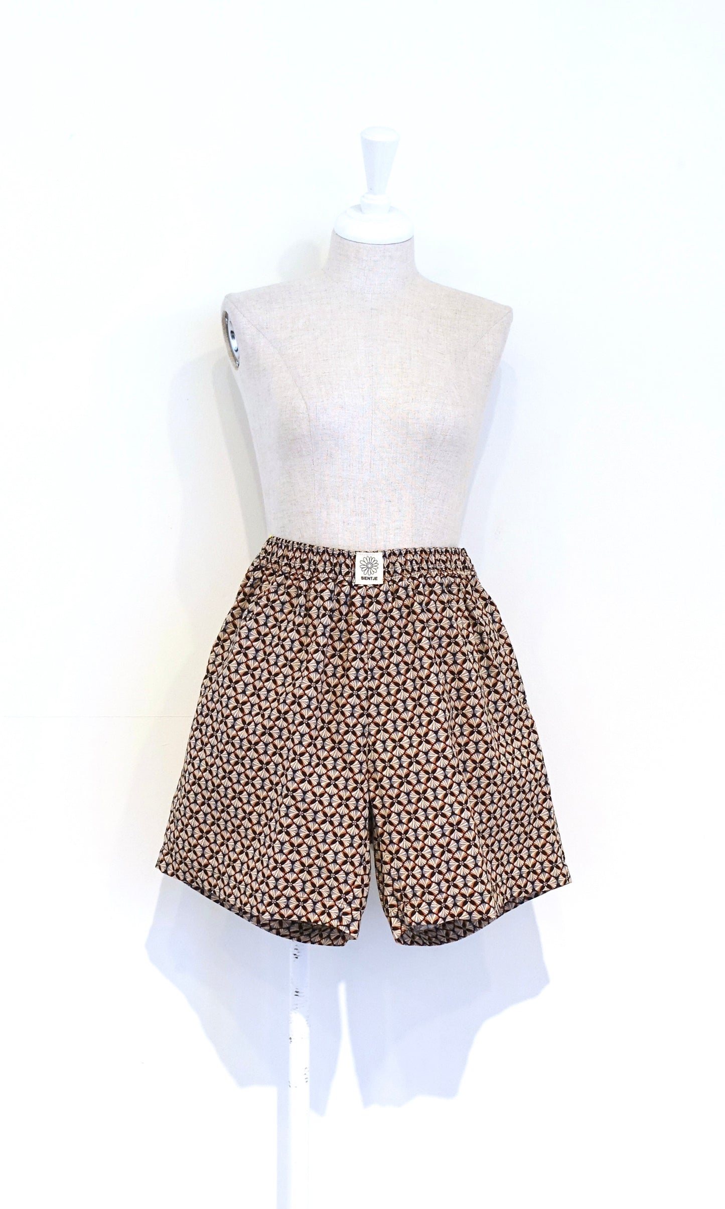 Short Vrouw