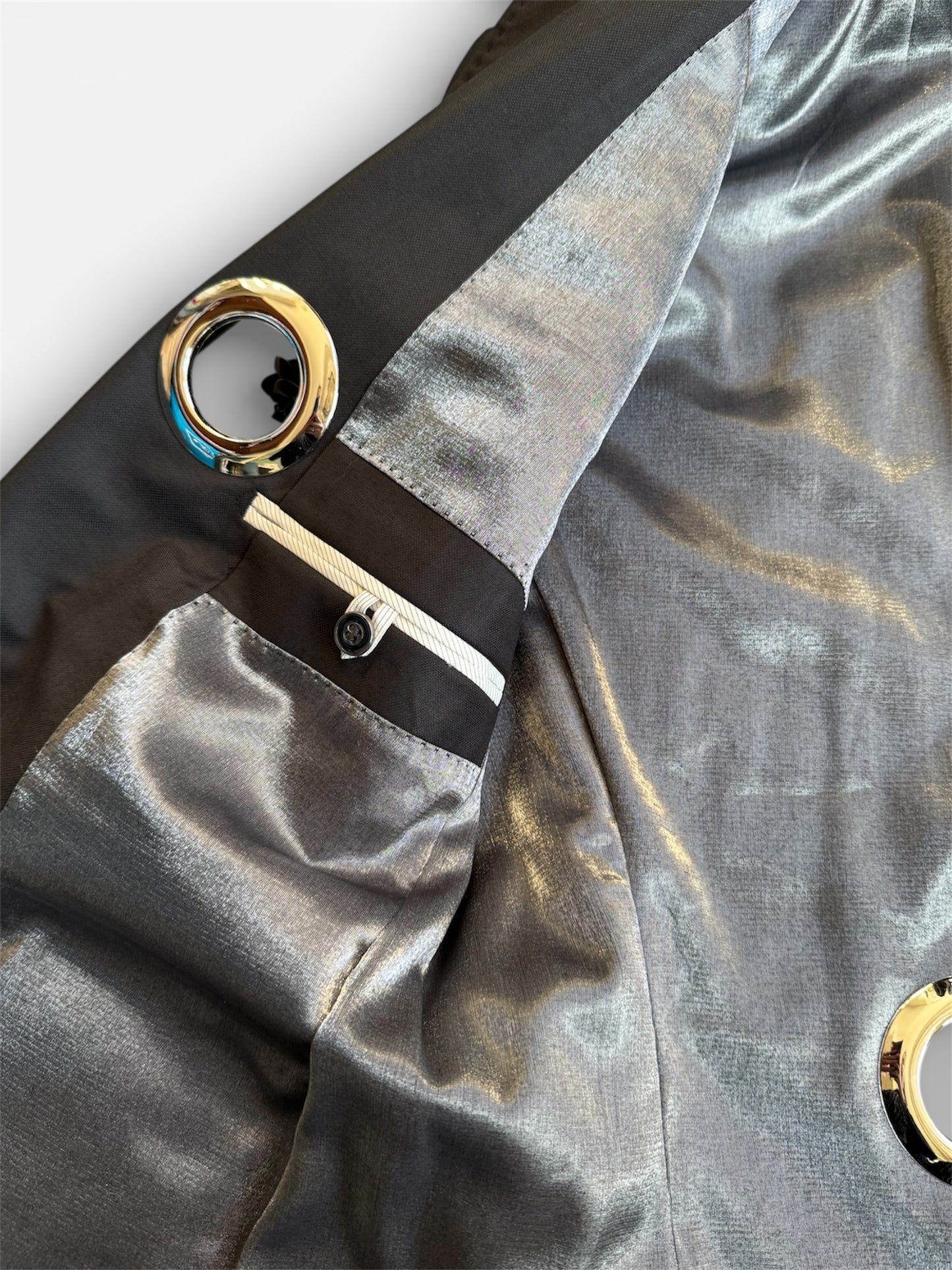 REWORK zwarte blazer met gaten en kettingen