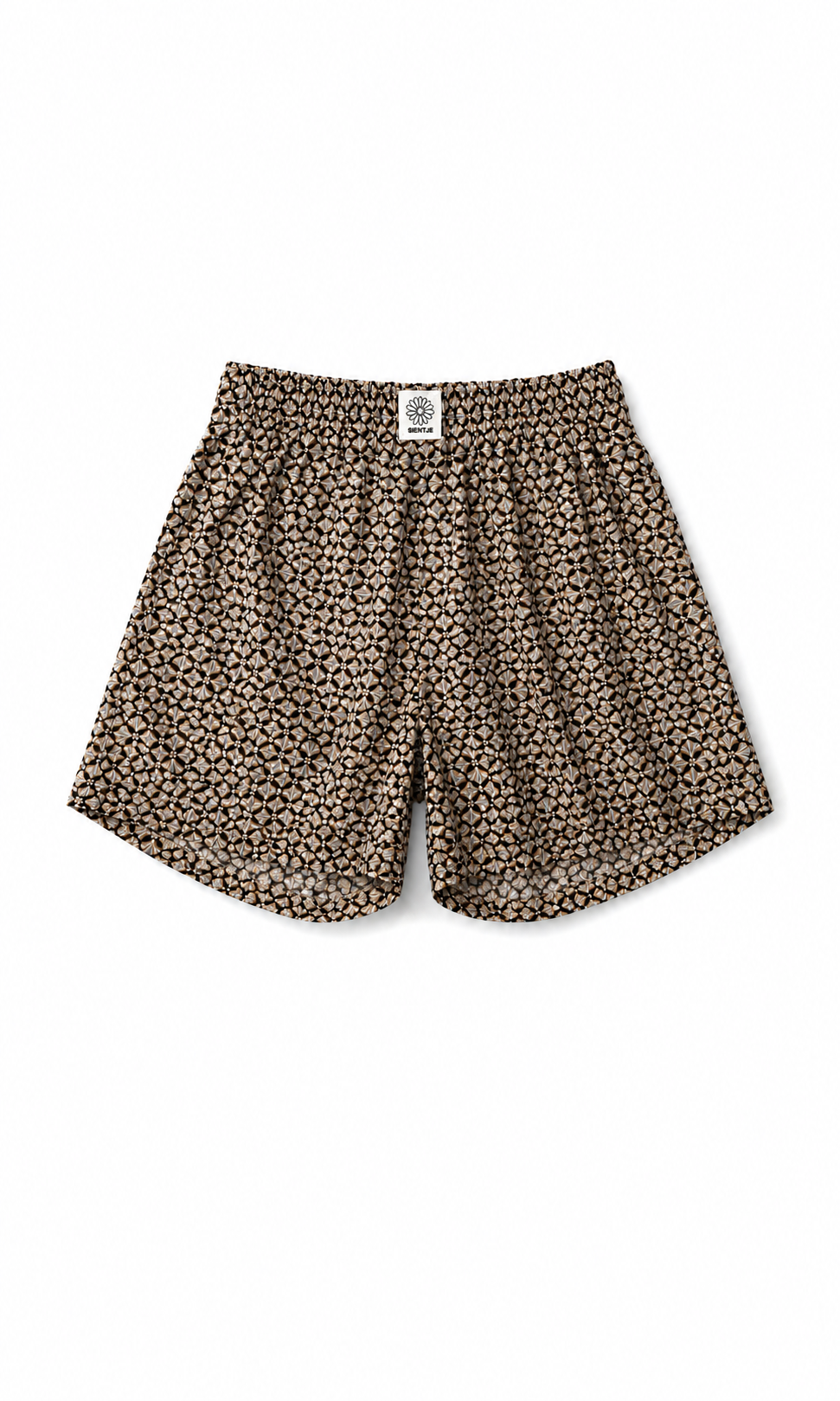 Short vrouw in bloemenprint