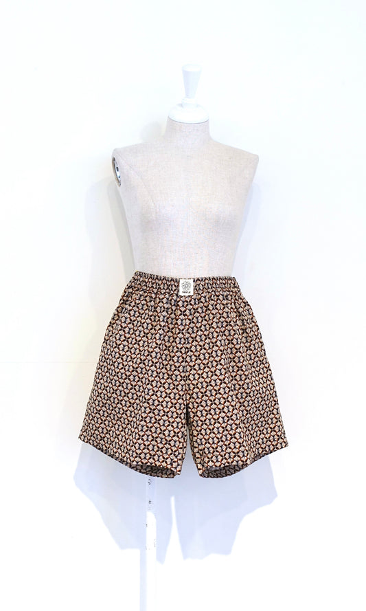 Short Vrouw