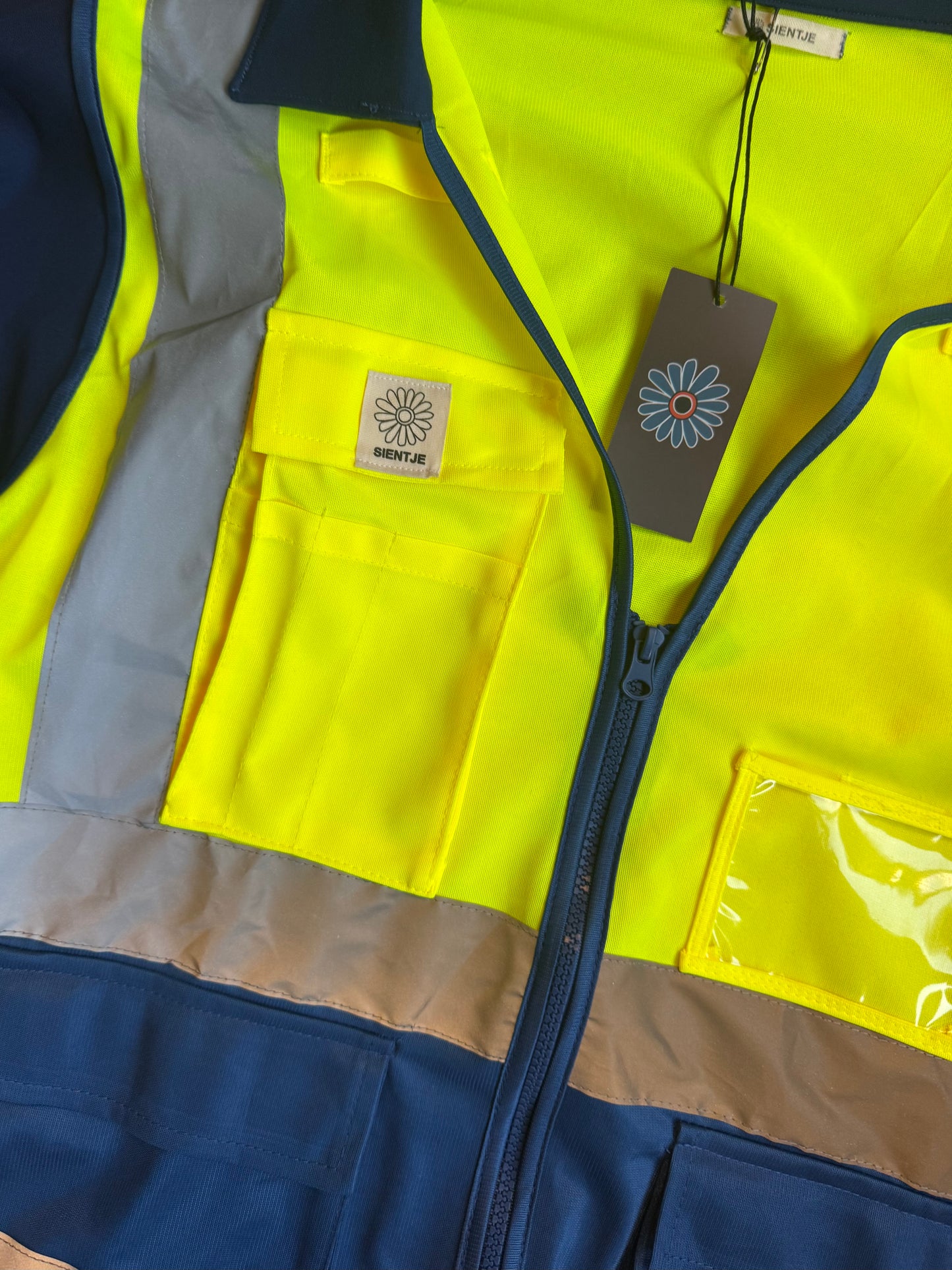 REWORK fluor jas met kraag