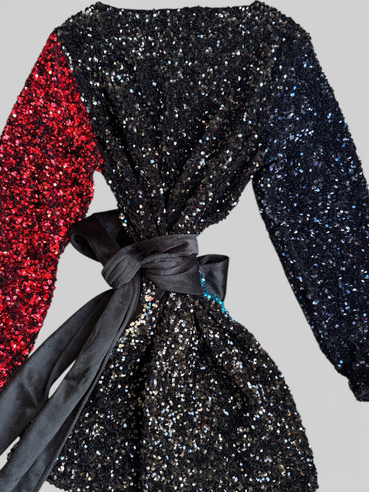 REWORK glitterjurk met pofmouwen en zwarte strik