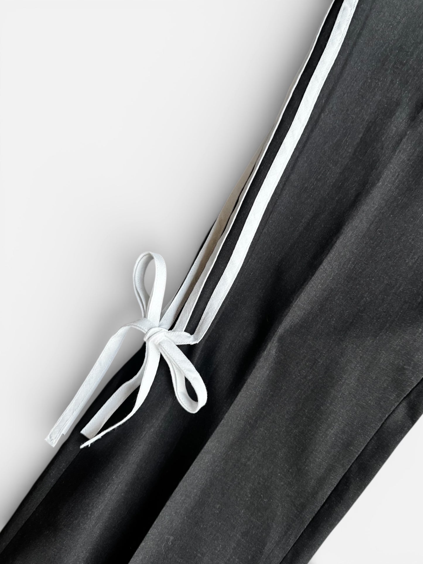 REWORK zwarte pantalon met witte strepen